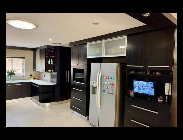 3 BEDROOM HOUSE FOR SALE IN GLENVISTA